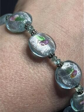 B5101 Sojourner Art Glass Bracelet 925 Sterling Silver Floral Foil 32.3g 8"